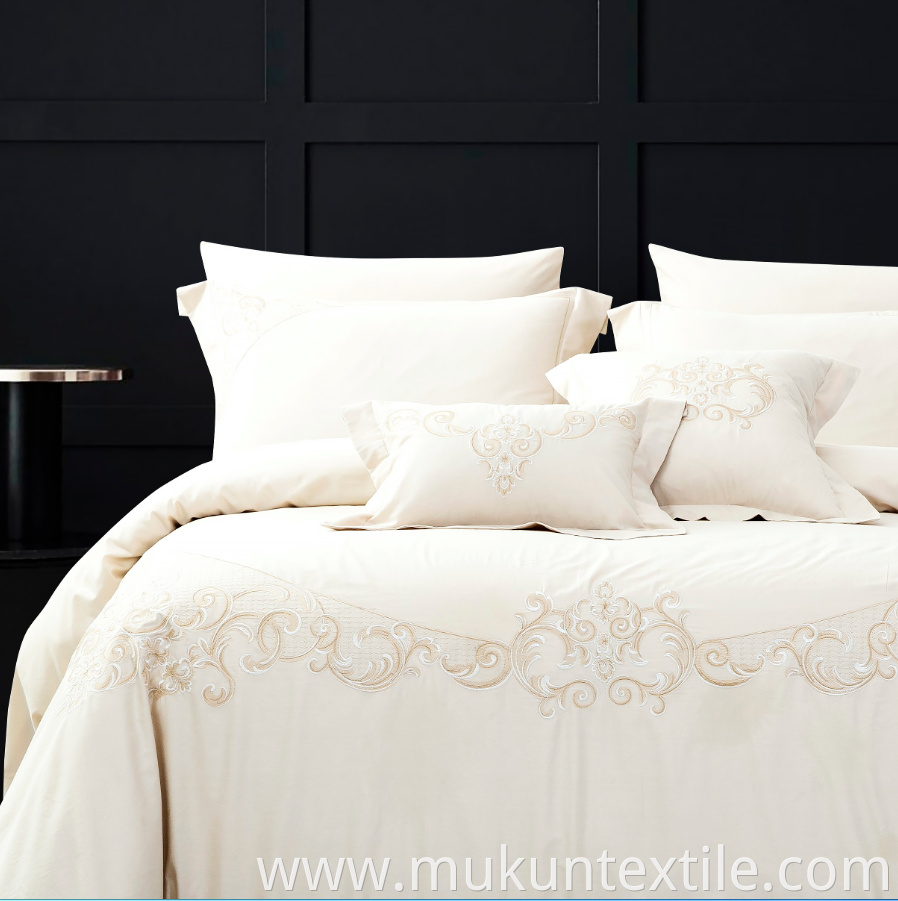  Cotton Embroidery Bedding Set